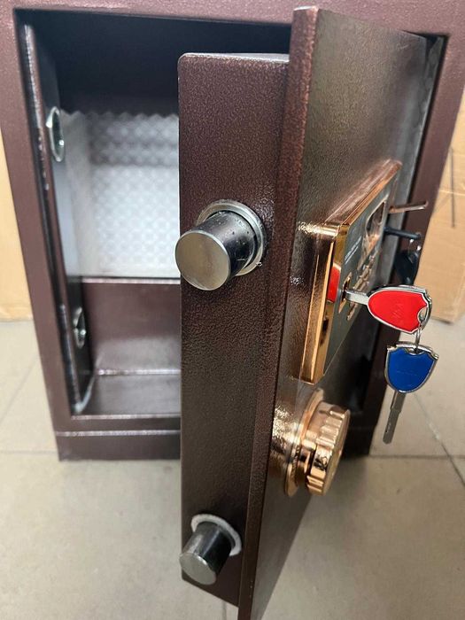 Seif cu fanta pentru documente 70 x 44 x 39 cm, lovit in partea de sus