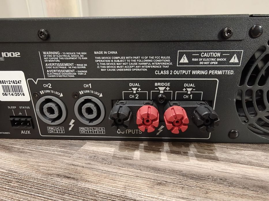 Crown XLS 1002 : 2x350W/4ohm