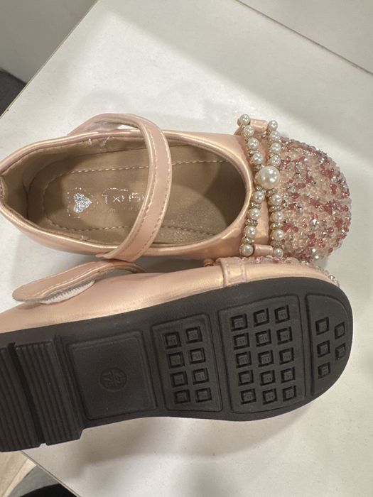 Туфли для девочки