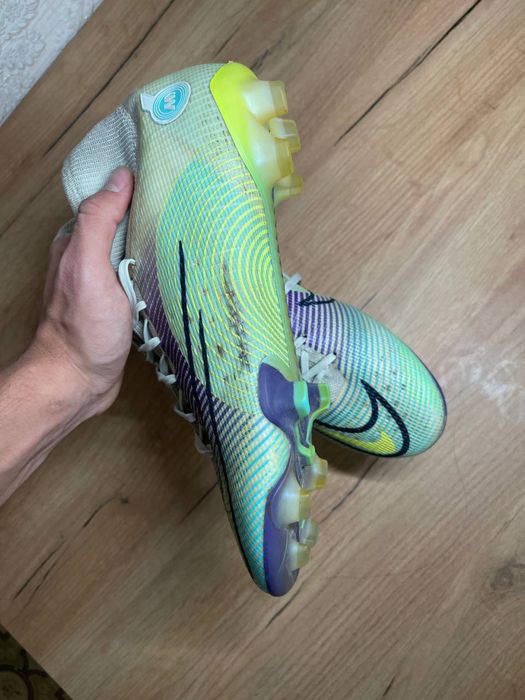 Nike Air Zoom Mercurial Vapor 15 FG.