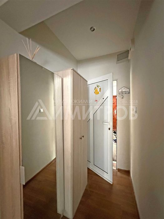 Продава двустаен тухлен апартамент в гр. Каспичан. ТОП център на града!