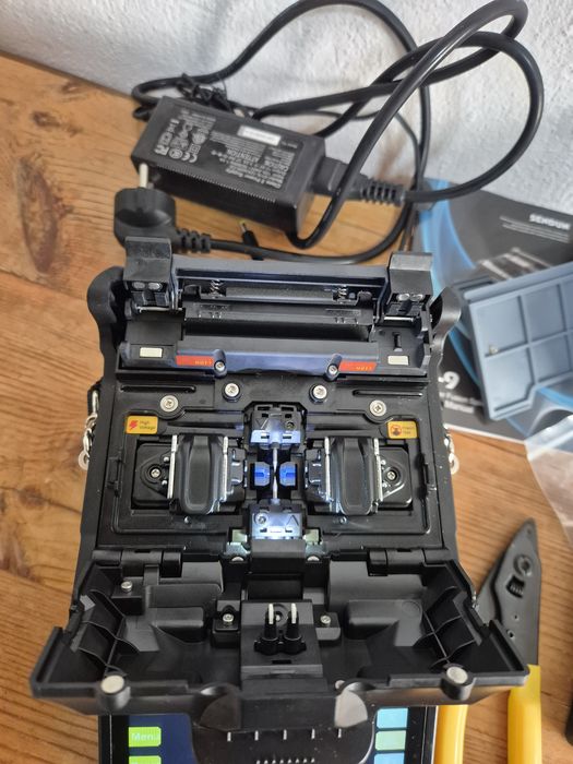 Сплайсър Sendun SD-9 (Power Meter + VFL) Core to Core