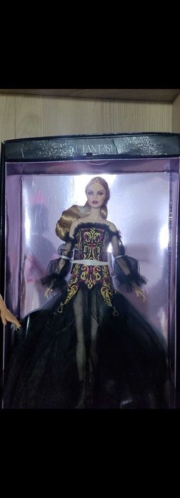 Papusa Integrity Toys Vanessa Perrin Smoke & Shadow
