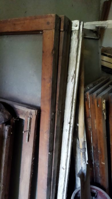 Продам рамы деревянные застеклённые