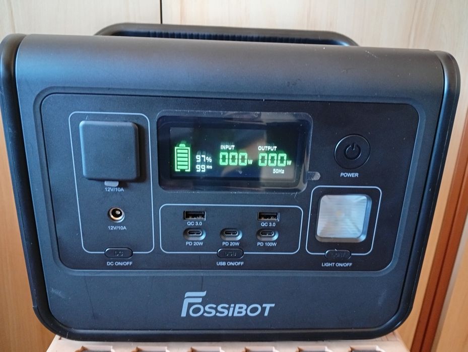 Generator solar Fossibot de 800w și de 200w și invertor 300w