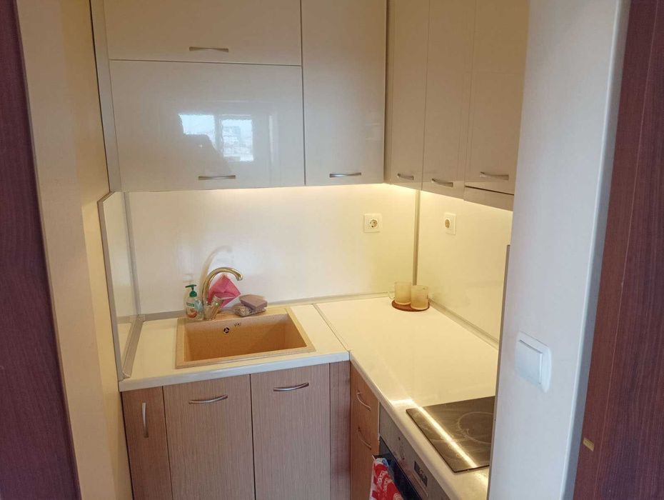 Тристаен ап. под наем в кв. Хаджи Димитър