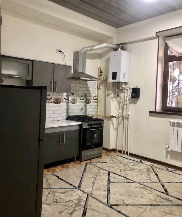 Аренда срочно сдаётся 2х комнатная квартира на массив 1 куйлик