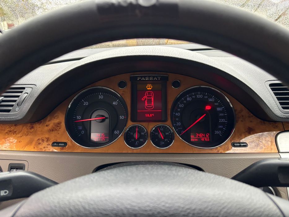 Vând Passat B6, 2.0 TDI 4x4 ,an 2007