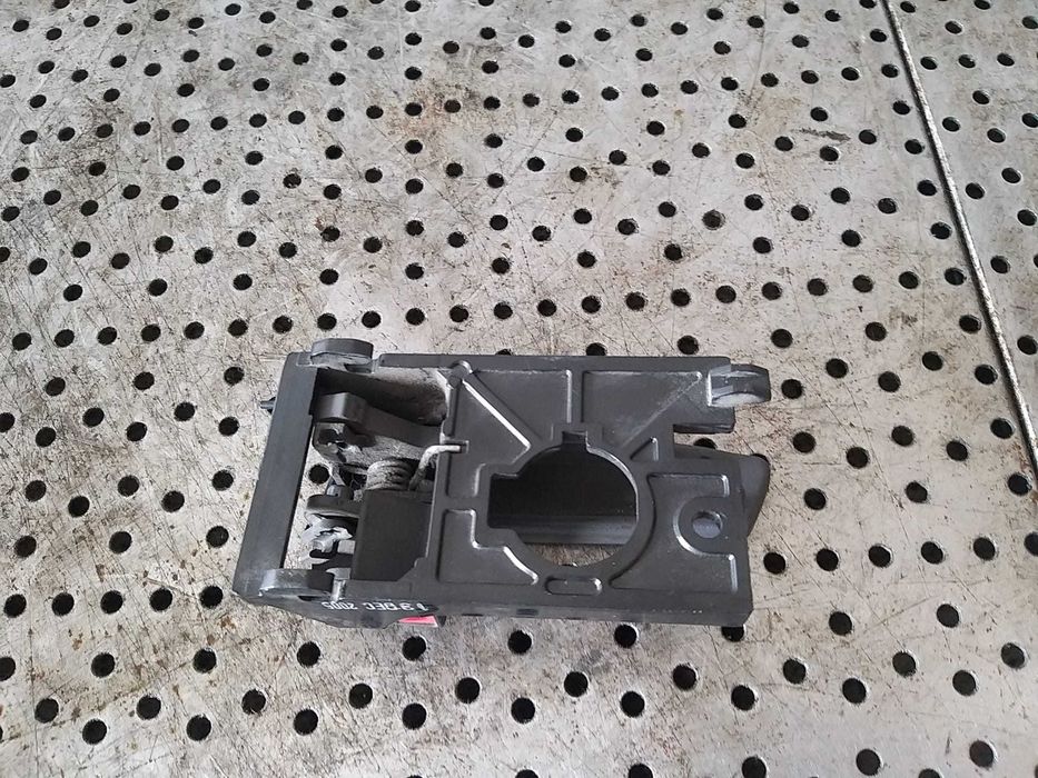 Maner interior usa stanga spate kia rio jb 83613jb000