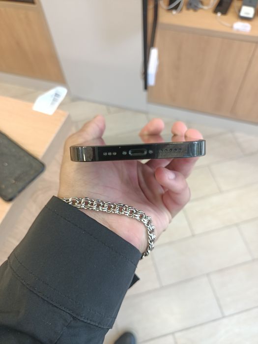 iPhone 15 128 Гб