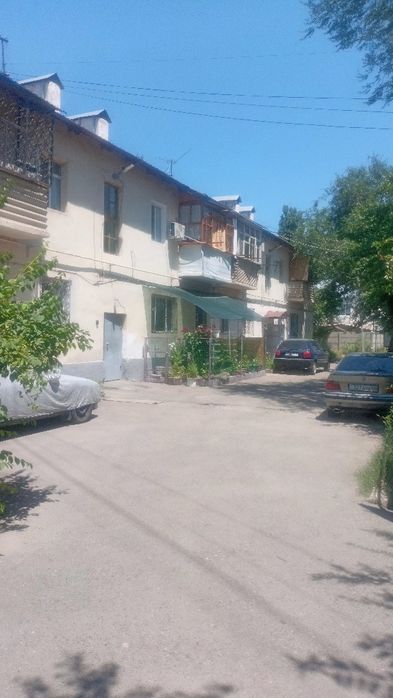Продам кв. в центре г Тараз