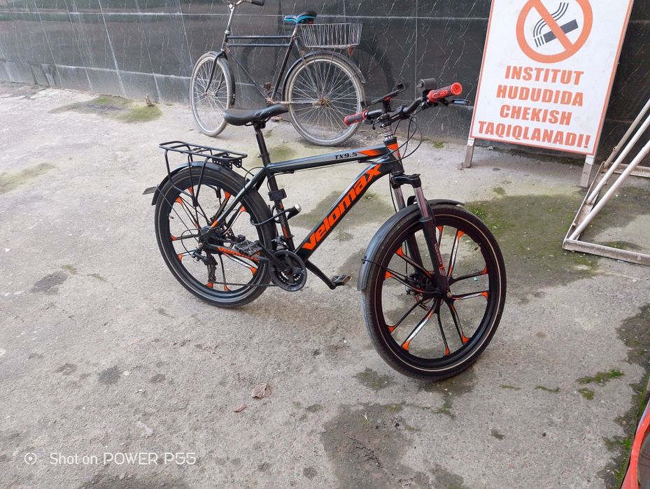 Holati zoʻr,kamchiligi yoʻq.