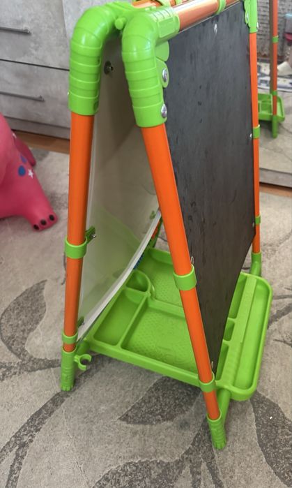 Доска для рисования , мальберт