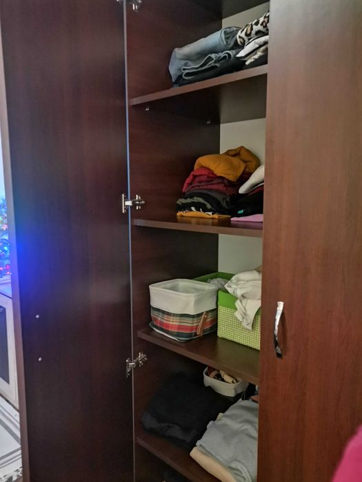 Dulap de haine dormitor