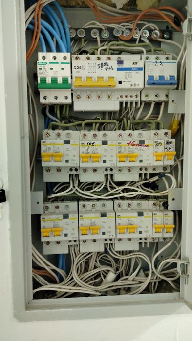 Электрик , плотник, сантехник қызметін усынам