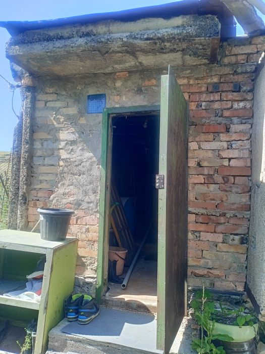 Продам дачу.за дамбой.Металлист