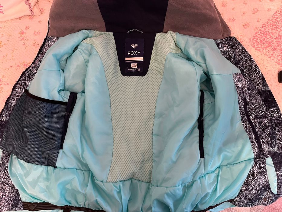 КАТО НОВИ Roxy ски якета - размер М и Л - воден 15К и 10К + панталони