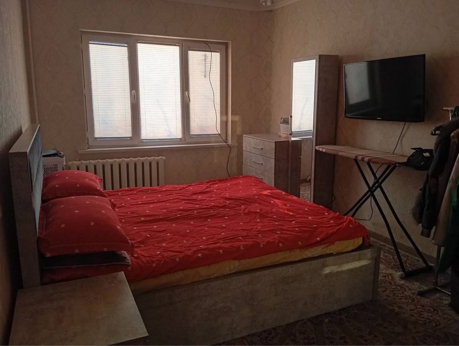Сотилади 3/3/5 Коракамиш 2/4