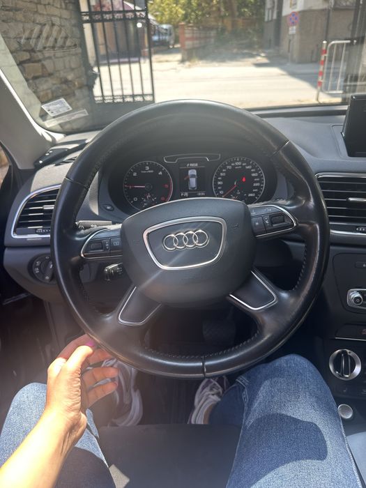 Audi Q3 2.0 TDI Обслужена/Коментар