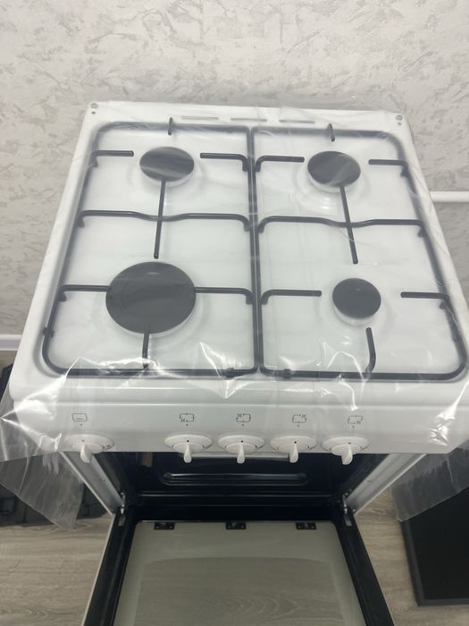 Газ плита новая