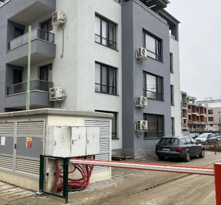 Дава се под наем паркомясто – Малинова долина