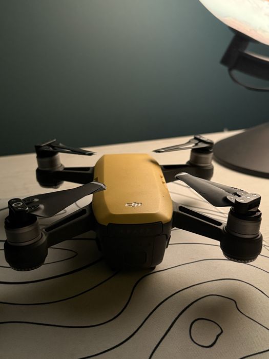 DJi Spark Б/У полный комплект