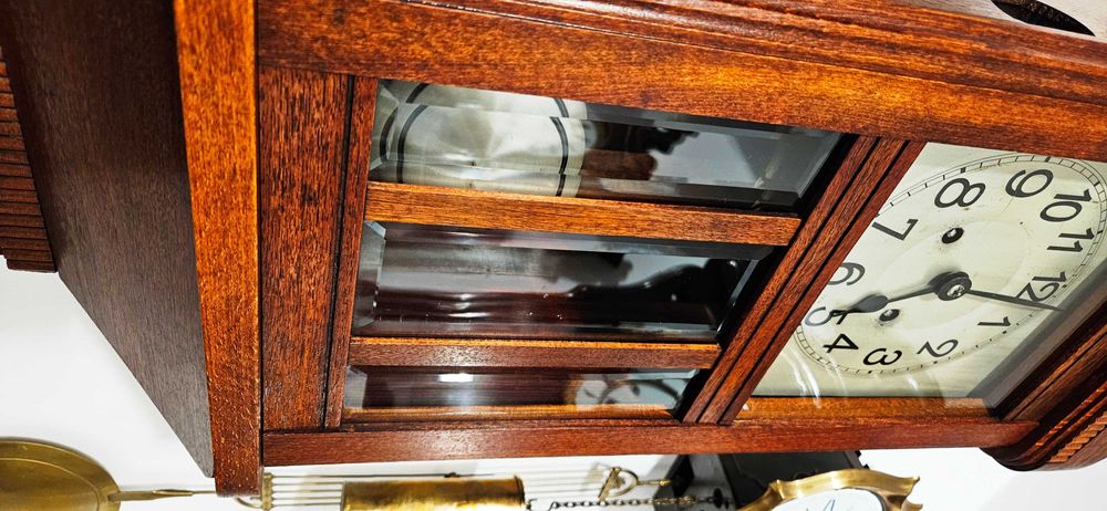 Ceas de perete cu pendula