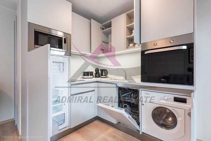 Дава се под наем Двустаен апартамент в Варна, Гръцка махала - 60 кв.м за 900 € - Снимка #1