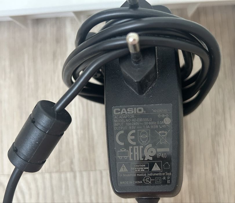 Синтезатор Casio