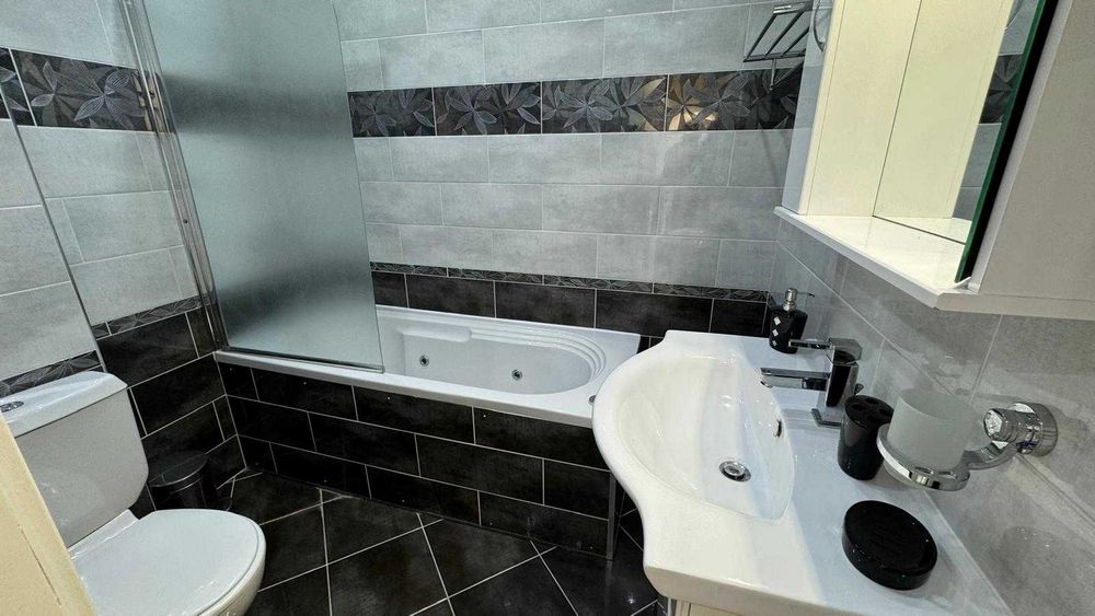 Продава се Тристаен апартамент в к.к. Елените - 90 кв.м за 1444 €/кв.м - Снимка #7