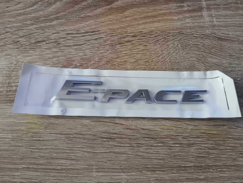 емблема лого Ягуар Jaguar E-Pace