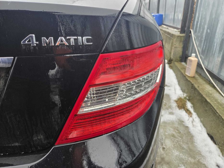 Stop tripla led stanga /dreapta Mercedes  C-class w204