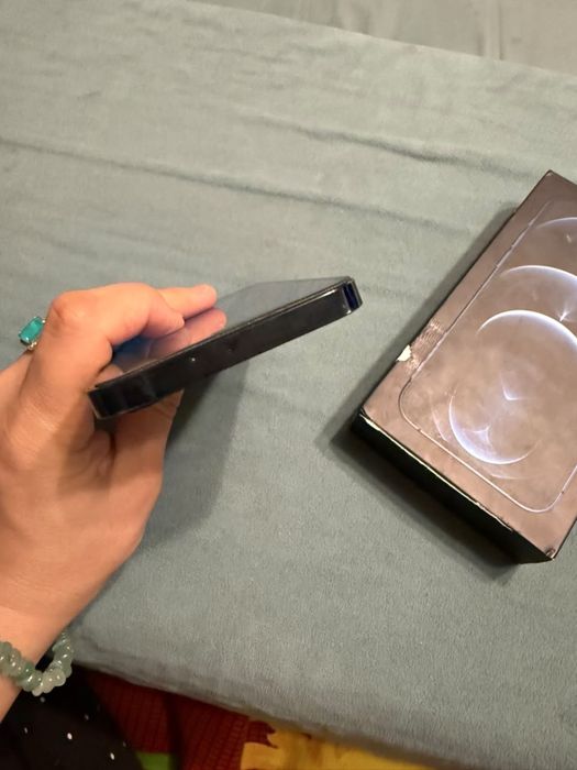 Iphone 12 pro , 128 gb