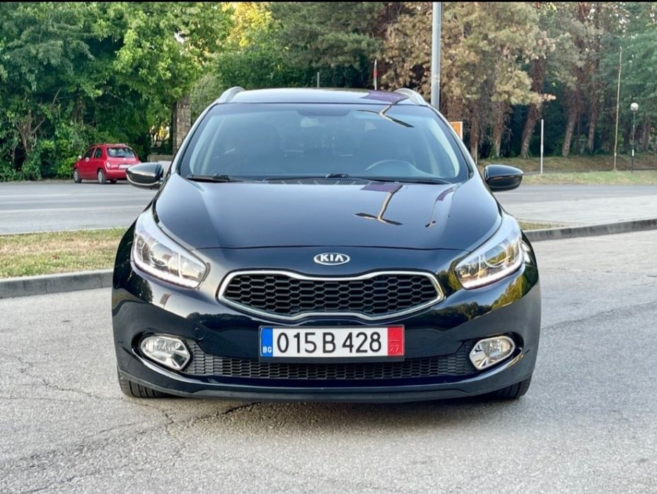 Kia Ceed 1.6 CRDi 110к.с
Kia Ceed

1.6CRDI*HighTec, Комби,
1.6CRDI*Hig