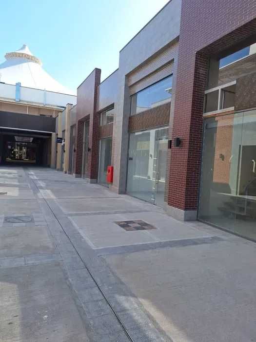 Срочно Коммерческое Помещение в ТРЦ ALFRAGANUS, Район Мирабад, 0837