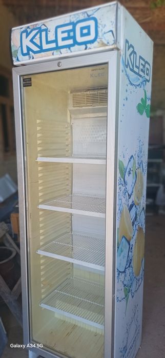 Холодилник клео витрина  рабочи