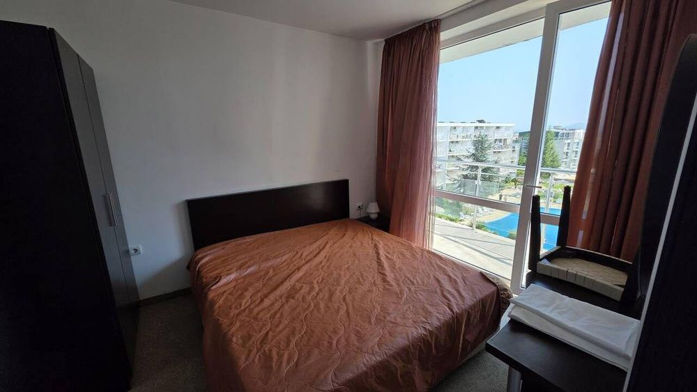 Продава се Двустаен апартамент в Бургас, Сарафово - 58 кв.м за 1055 €/кв.м - Снимка #1