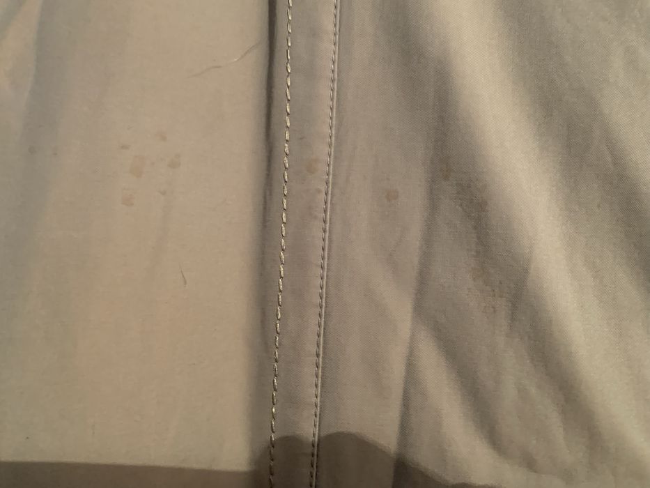 Haina parka cu blana si doua fete