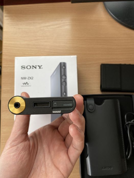 SONY Walkman NW-ZX2 Дигитален аудио и видео плеър DAP 128GB