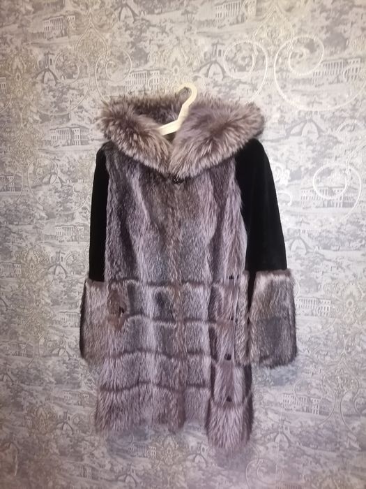 Продам красивую шубу 40.000