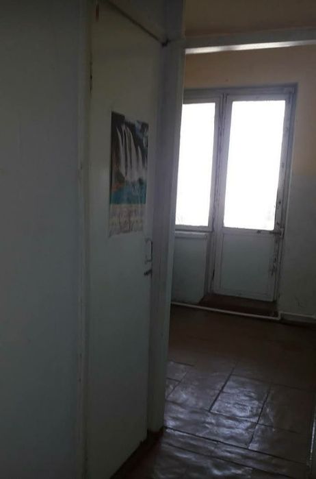 ХИВА ШАХАР КАСМОБОТ ПАСОЛКАСИ 5етаж 2етажида 2хонали квартира сотилад