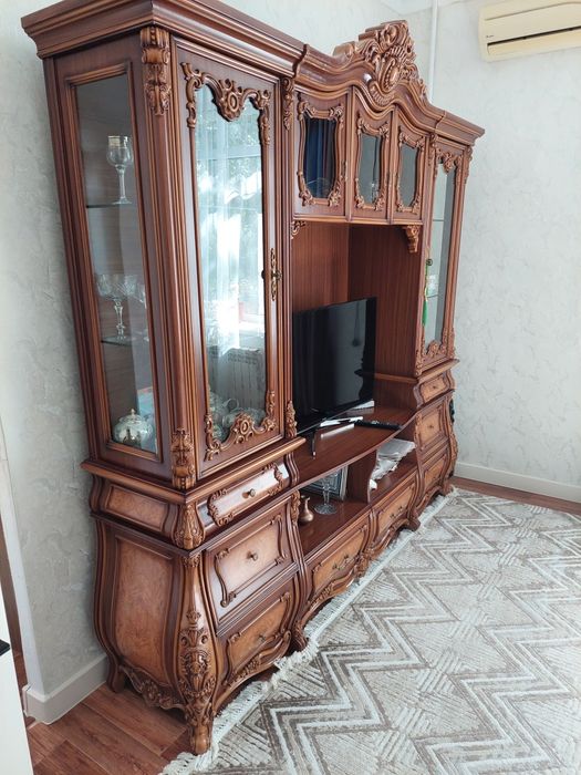 Стенка в гостиную