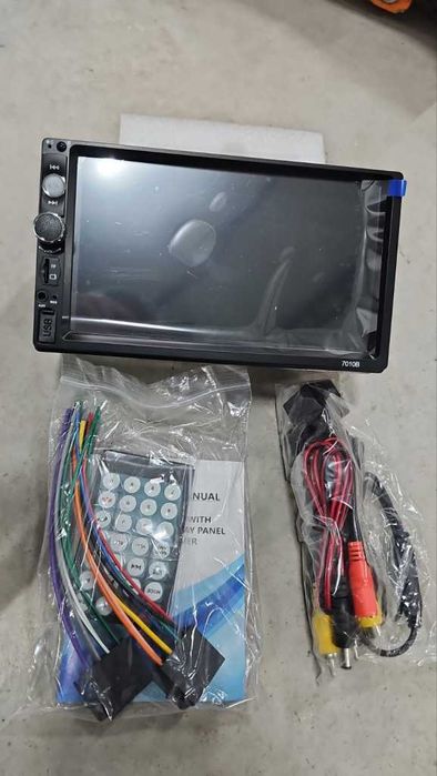 MP5 player 7 инча touchscreen и мултимедия за кола с GPS навигация