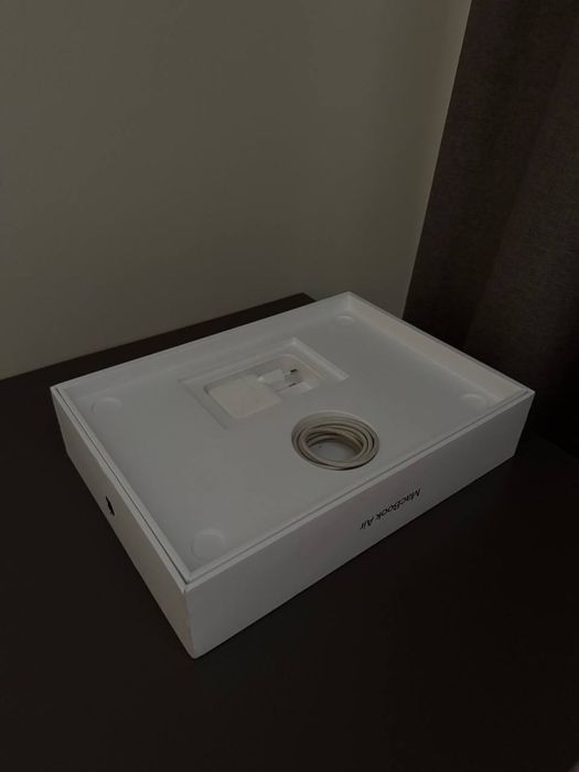 MacBook Air 13” (2020)