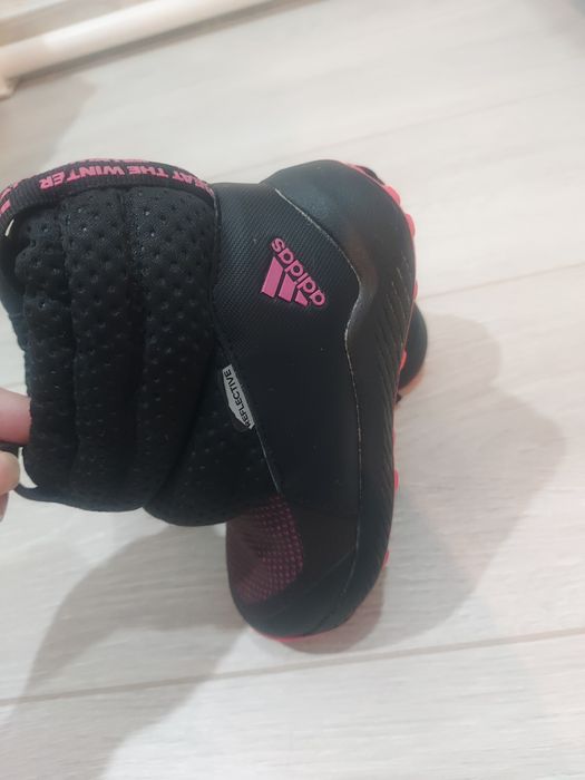 Сапоги на девочку.