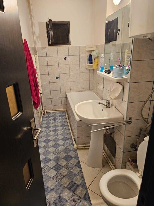 Inchiriere camera in apartament