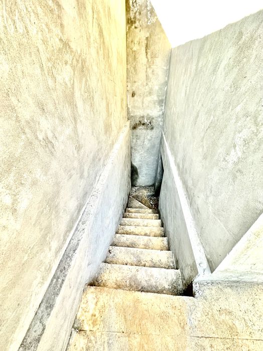 Elintni maxlada Kanpaktni KAROBKA hovli sotiladi