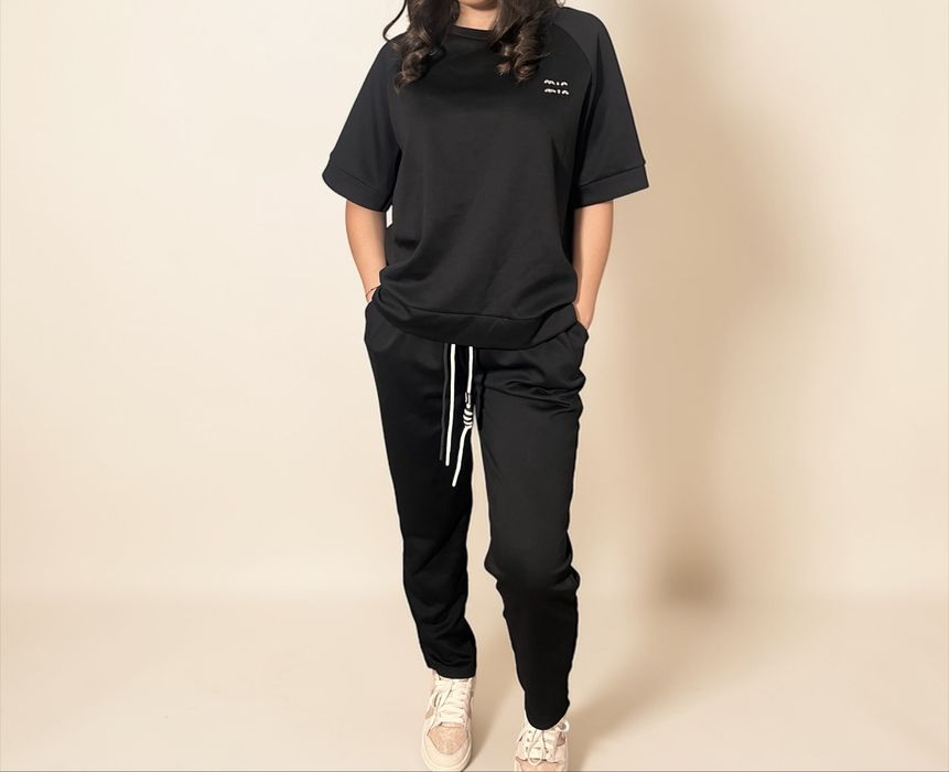 Compleu mânecă scurtă, mărime universală