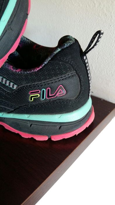Fila, încălțăminte sport mărimea 37 stare foarte bună. Preț 60.