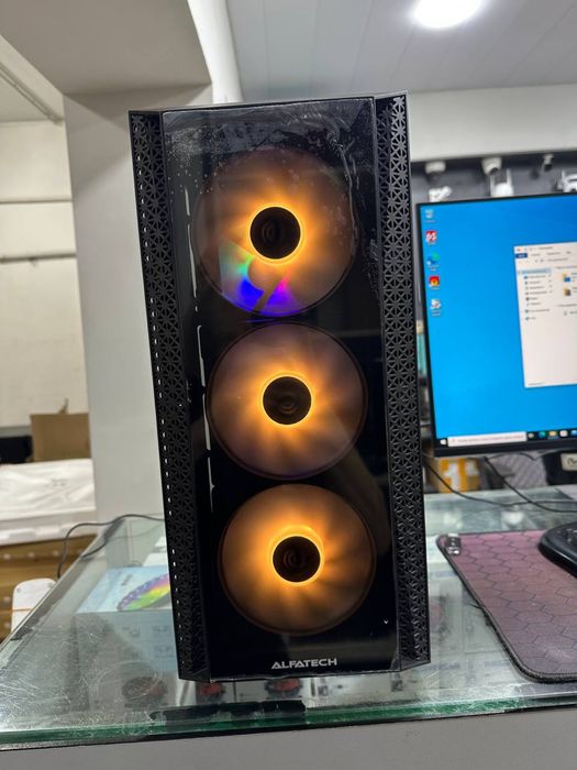 RGB Case  4 ta cooler yangi